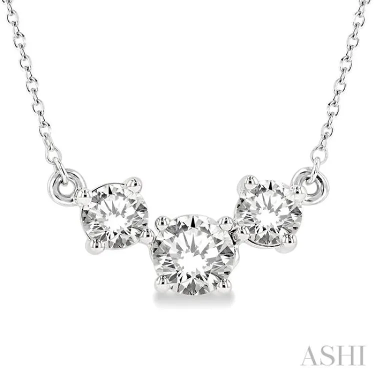 1 1/4 Ctw Three Stone Round Cut Diamond Necklace in 14K White Gold