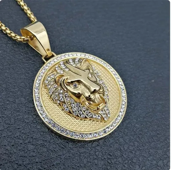 Bold Eye-Catching Lion Head Pendant Necklace