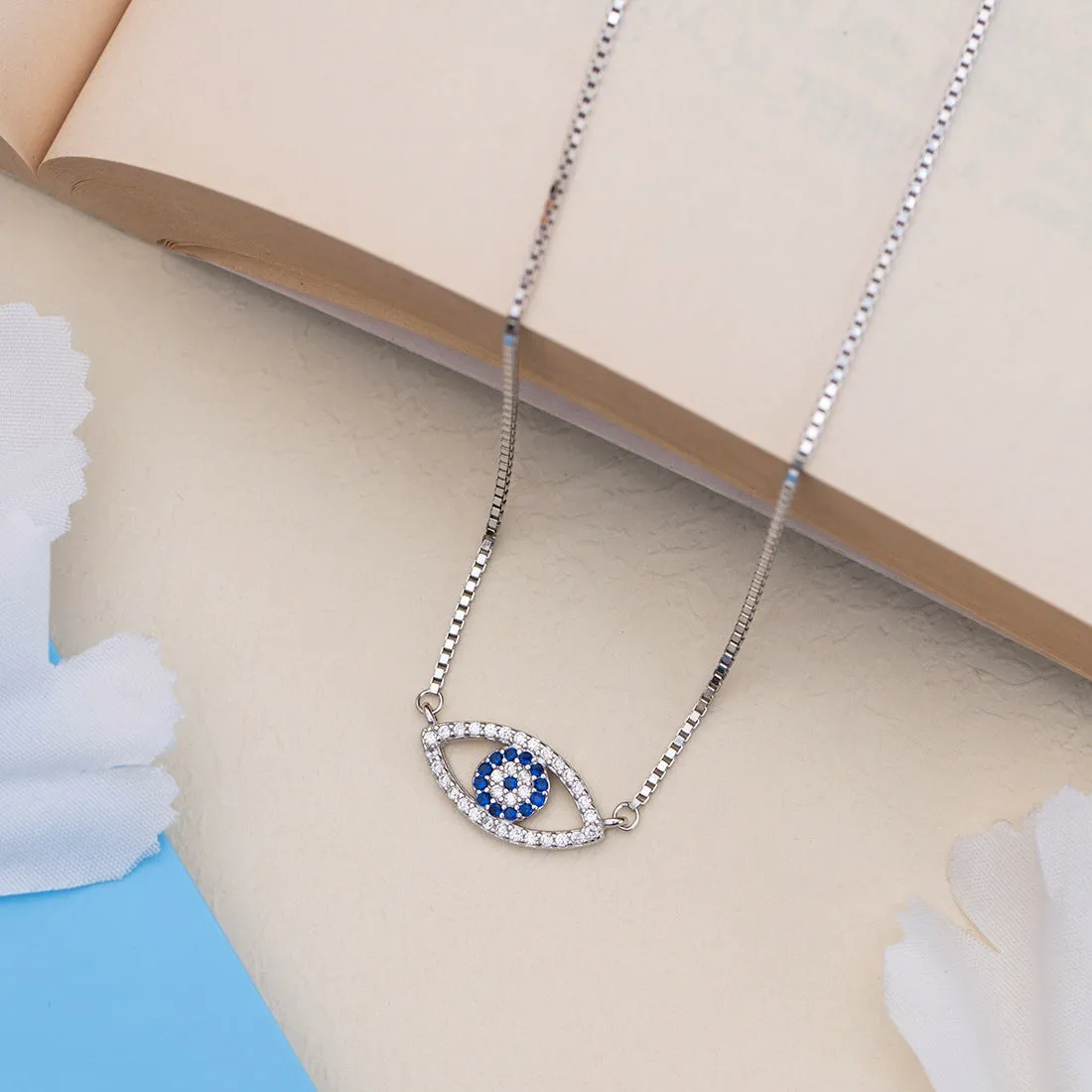 Eye-catching 925 Silver Necklace