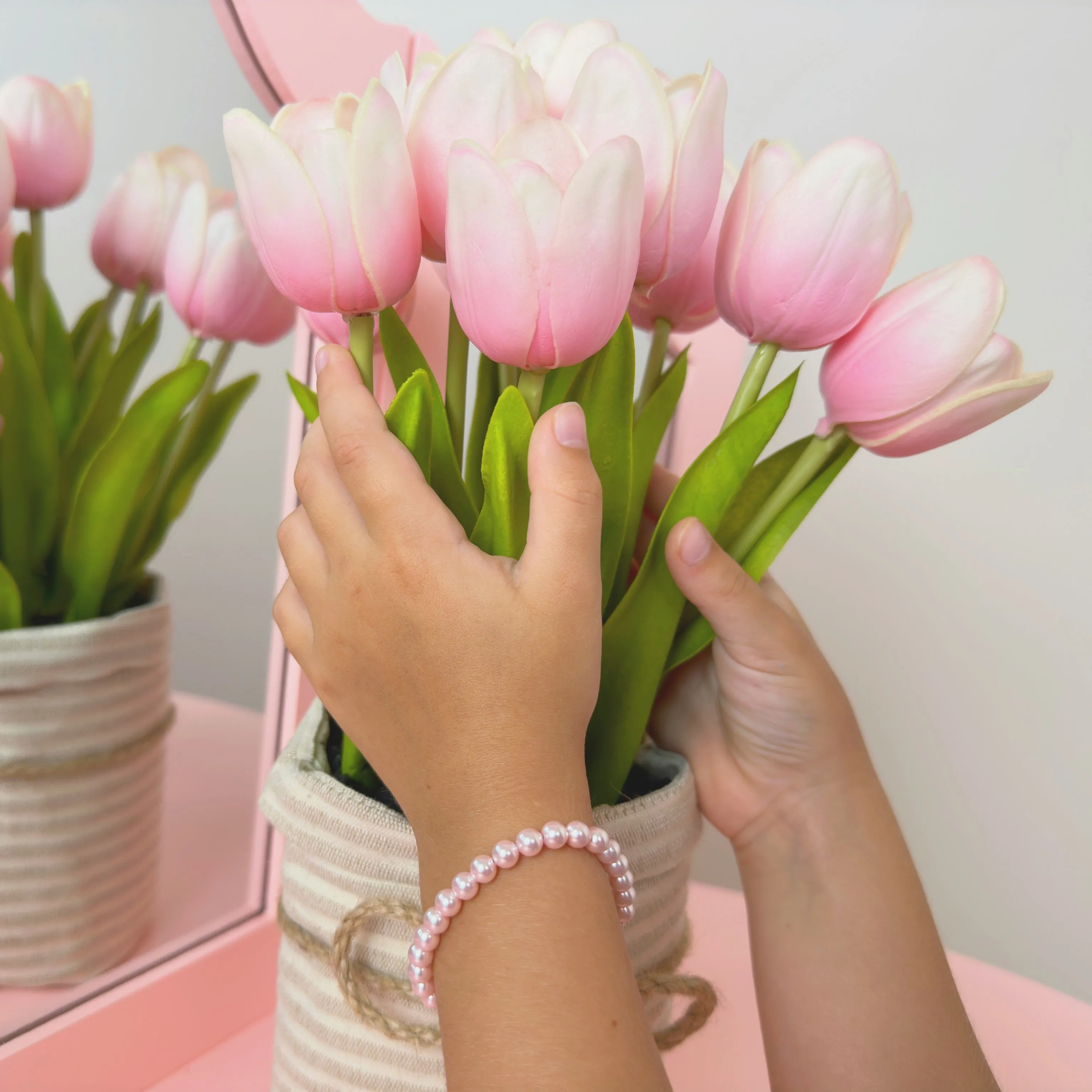 NewBorn Baby Girl Elegant Bracelet with Pink Pearls