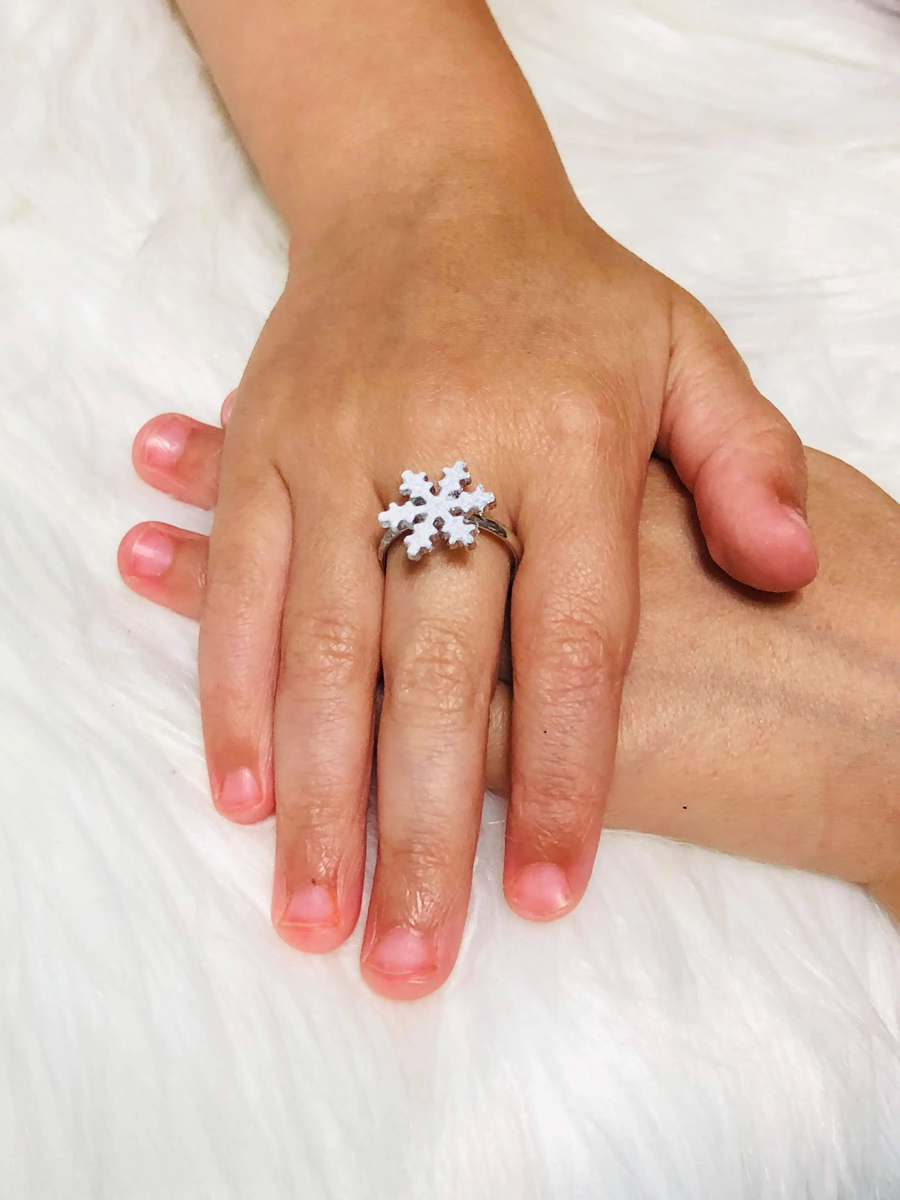 Starlet Shimmer Ring - White