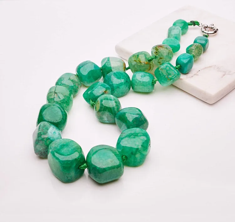 Women's Handmade Chunky Green Agate Gemstone Necklace